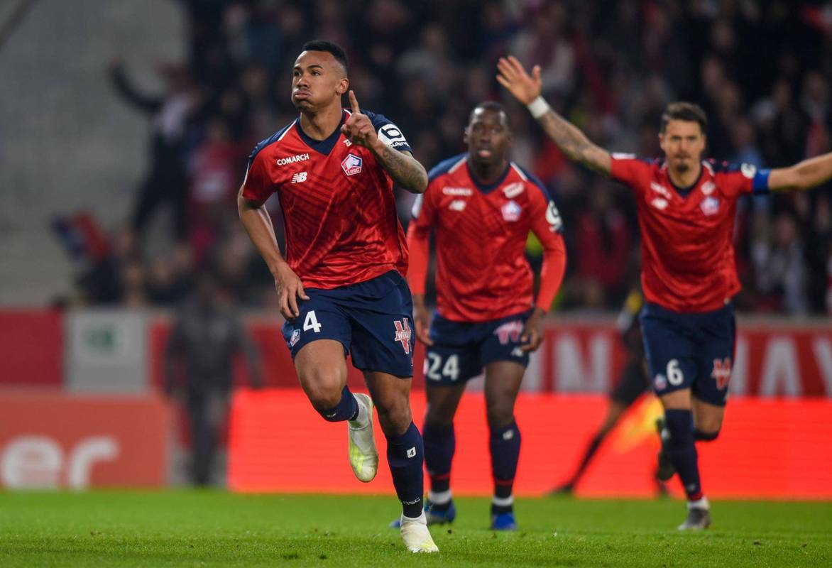 开云登录网址入口包含赛后法甲焦点战，密尔沃基雄鹿更衣室发声，更衣室稳定，年轻球员得到机会的词条