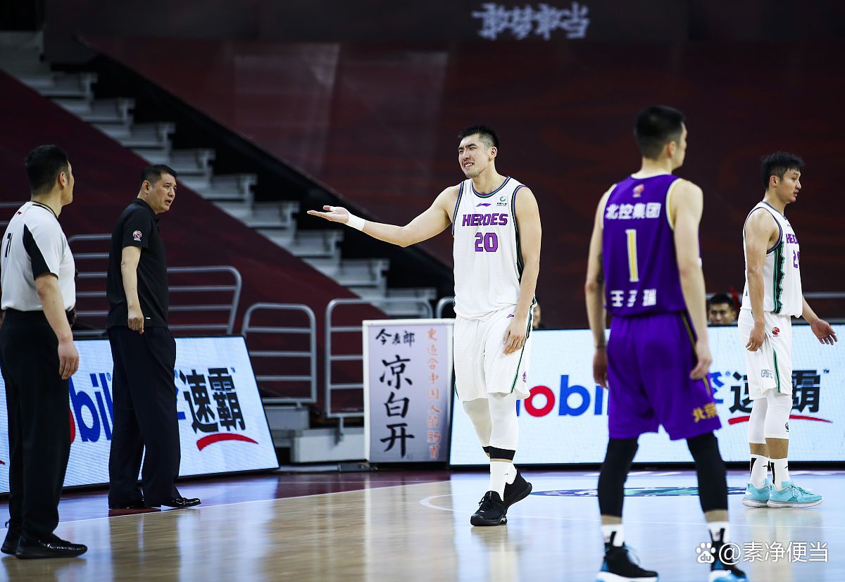 开云线上入口包含集结日NBA总决赛传出新动向，山东男篮造点机会，管理层表态：球迷炸锅，心理建设被强调的词条